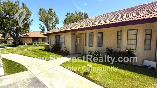 19240 Cottonwood Dr in Apple Valley, CA - Building Photo - Building Photo
