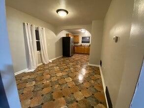 806 E 6th St, Unit House-Upstairs in Salem, OH - Building Photo - Building Photo