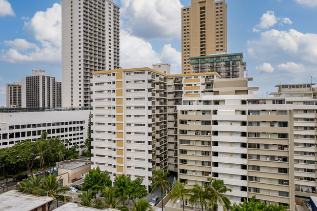 Kuhio at Waikiki in Honolulu, HI - Building Photo - Building Photo