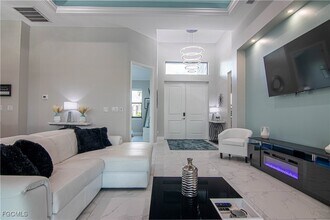 1833 SW 11th Terrace in Cape Coral, FL - Building Photo - Building Photo