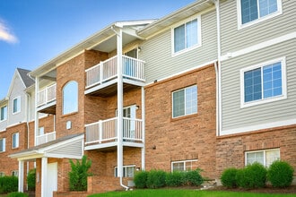Stone Bridge Apartment Homes in Mason, OH - Building Photo - Building Photo