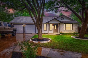 12100 Clickett Cove in Austin, TX - Building Photo