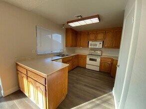 630 Newcomb Ave in Turlock, CA - Building Photo - Building Photo