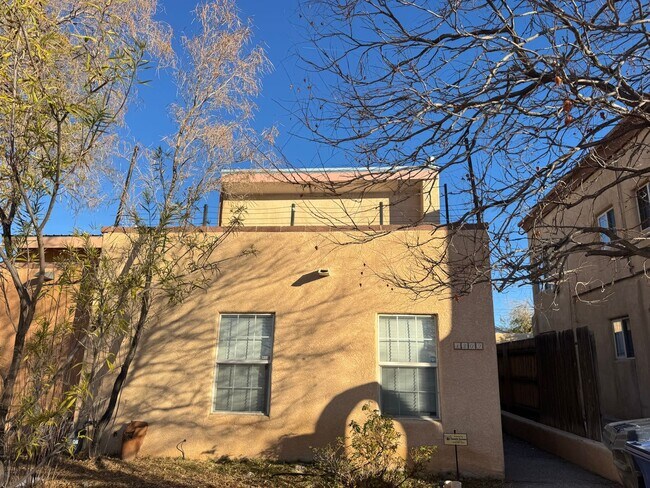 1209 Copper Ave NE in Albuquerque, NM - Building Photo - Building Photo