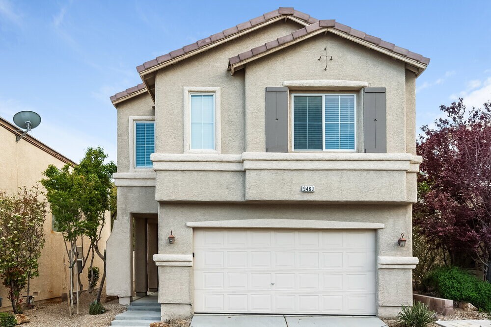 9469 Diamond Bridge Ave in Las Vegas, NV - Building Photo