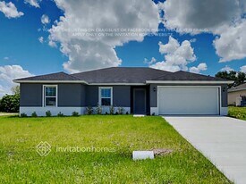 241 NW 15th Pl in Cape Coral, FL - Building Photo