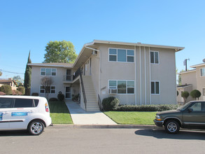 506 Parker Dr in Glendora, CA - Foto de edificio - Building Photo