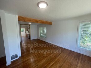 4514 NE 18th Ave in Portland, OR - Building Photo - Building Photo