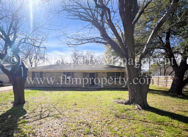 property at 211 Stonegate Dr