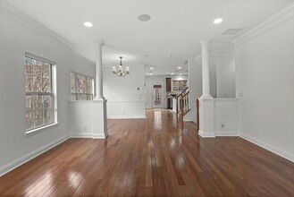 104 Osprey Ct in Secaucus, NJ - Building Photo - Building Photo