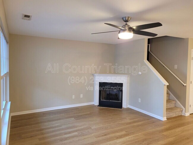 317 Port Haven Dr in Apex, NC - Building Photo - Building Photo