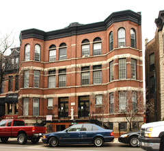 2330-2332 N Clark St in Chicago, IL - Building Photo - Building Photo