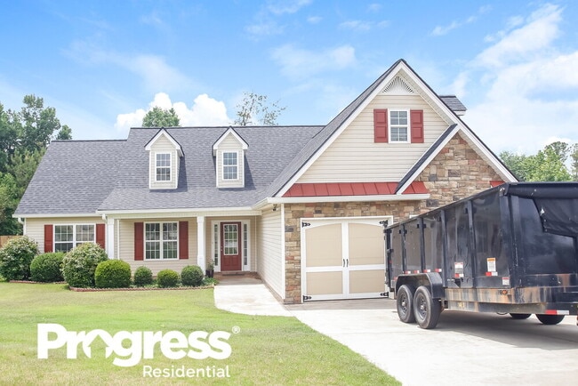 property at 705 Williamsburg Ct