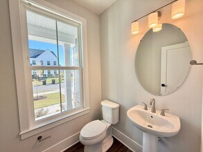 645 Silver Comet Dr in Knightdale, NC - Foto de edificio - Building Photo