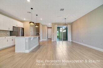 7031 Carrickbend Ln in Orlando, FL - Building Photo - Building Photo