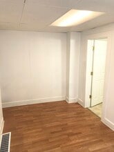 713 E Michigan St, Unit 713 E Michigan st in Adrian, MI - Foto de edificio - Building Photo