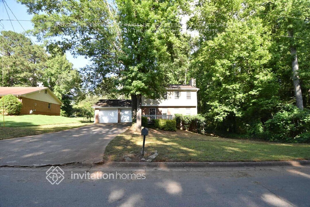 4690 Cedar Brook Dr SE in Conyers, GA - Building Photo