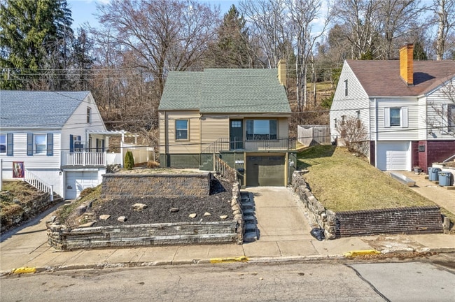property at 918 Seventh St