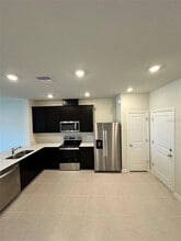 4216 Chester Spgs Blvd in Davenport, FL - Building Photo - Building Photo