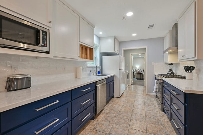 1909 Langford St in College Station, TX - Building Photo - Building Photo