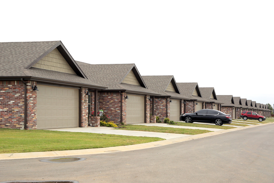 The Townhomes of Siena in Springdale, AR - Foto de edificio