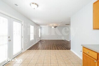 16315 Circlegreen Dr in Charlotte, NC - Building Photo - Building Photo