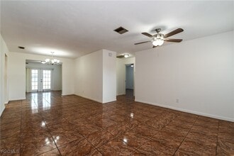 2155 Tropic Ave in Ft. Myers, FL - Building Photo - Building Photo