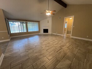 7702 Tierra Verde Dr in Houston, TX - Building Photo - Building Photo