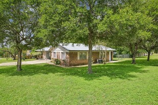 500 2nd St S in Pflugerville, TX - Building Photo