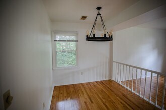 2836 Wellesley Ct in Blacksburg, VA - Building Photo - Building Photo