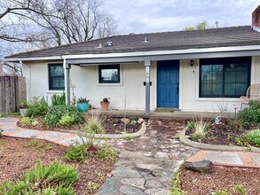 3601 Ardmore Rd in Sacramento, CA - Building Photo - Building Photo