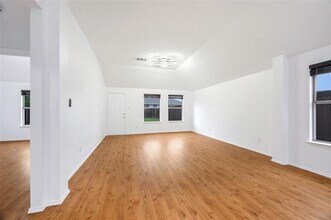 1001 Campbell Dr in McKinney, TX - Building Photo - Building Photo