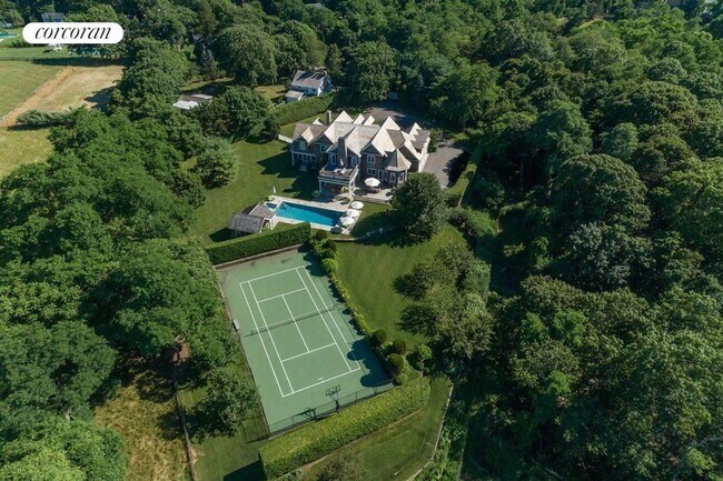 property at 329 N Sea Mecox Rd