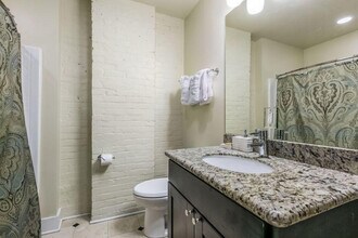 201 Magazine St in New Orleans, LA - Building Photo - Building Photo