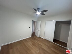 10926 1/2 S Osage Ave in Lennox, CA - Building Photo - Building Photo