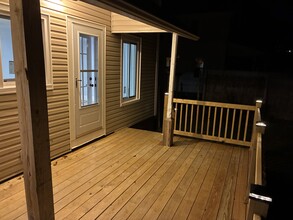 30 Converse St, Unit Beautiful apartment in Stafford Springs, CT - Foto de edificio - Building Photo