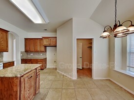 10741 Emerald Park Ln in Haslet, TX - Building Photo - Building Photo