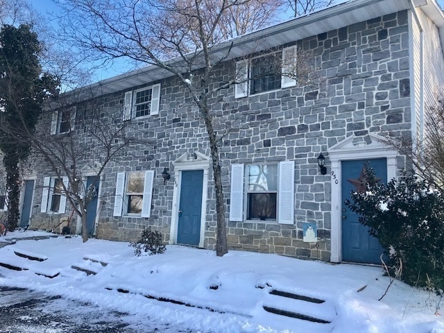 property at 932 Grantham Rd