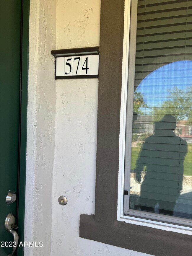 574 W Westchester Ave in Tempe, AZ - Building Photo - Building Photo