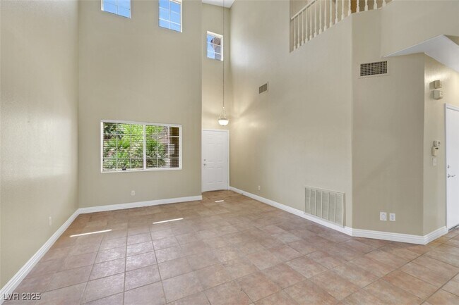 342 Yacht Ave in Henderson, NV - Building Photo - Building Photo