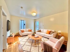 202 Fayette St in Quincy, MA - Building Photo - Building Photo