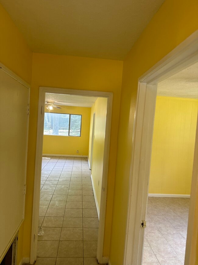 2998 Kentwood Dr in Jackson, MS - Foto de edificio - Building Photo