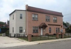 2021 Bunker Hill Rd NE in Washington, DC - Building Photo