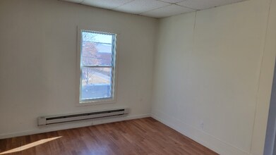 224 N 2nd St, Unit 4 in Millville, NJ - Building Photo - Building Photo