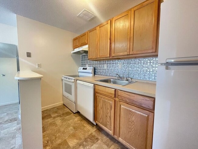 property at 173 Loudon Rd