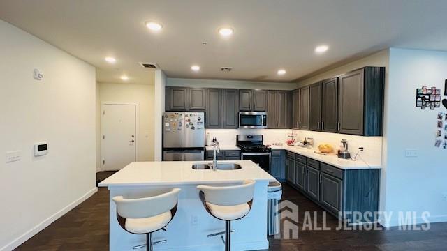 727 Lorhan Dr in Piscataway, NJ - Building Photo - Building Photo