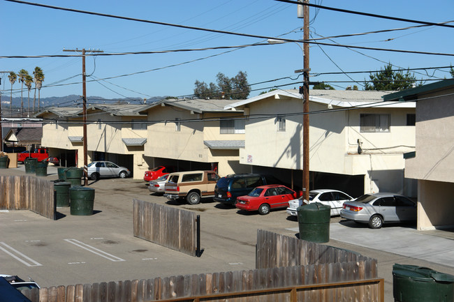 613-621 N 4th St in Lompoc, CA - Building Photo - Building Photo