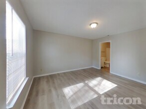 683 Florence Dr in Greenfield, IN - Foto de edificio - Building Photo