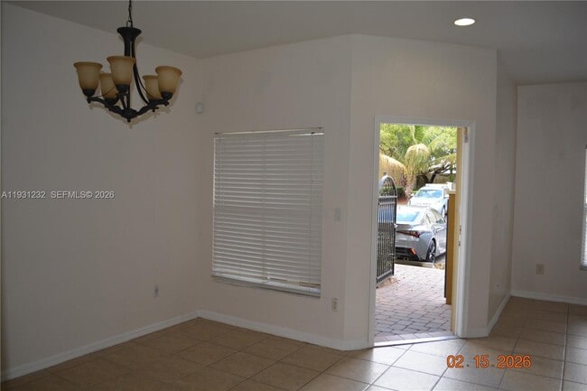 2851 Prospect Rd in Tamarac, FL - Building Photo - Building Photo