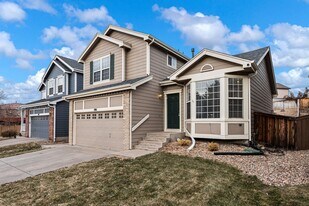 1061 Laurenwood Ln in Highlands Ranch, CO - Building Photo